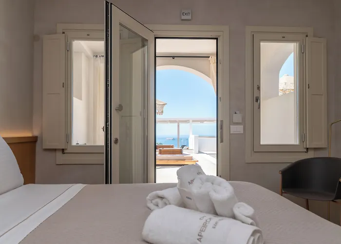 Apeiron Blue Santorini - Adults Only 14 Plus - Apeiron Hotels Fira (Santorini)