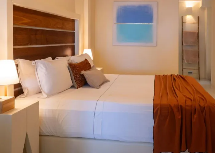 Apeiron Blue Santorini - Adults Only 14 Plus - Apeiron Hotels 5* Fira (Santorini)