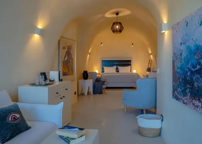 Apeiron Blue Santorini - Adults Only 14 Plus - Apeiron Hotels Otel Fira (Santorini)