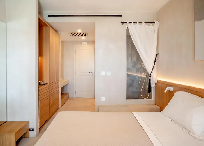 Apeiron Blue Santorini - Adults Only 14 Plus - Apeiron Hotels Szálloda Fíra