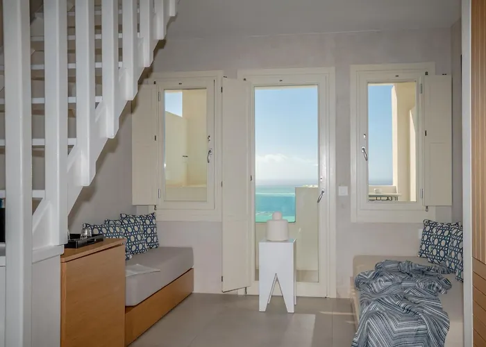 Apeiron Blue Santorini - Adults Only 14 Plus - Apeiron Hotels 5* Fíra